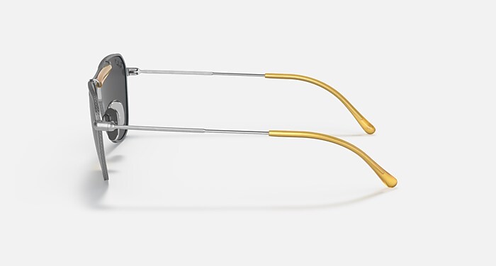 Ray-Ban ベージュ サングラス レイバン公式ストア】 Ray-Ban® RB8064 TITANIUM サングラス