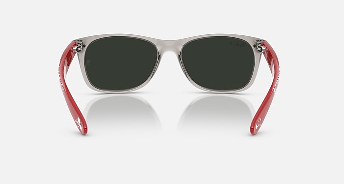 Ray-Ban Sunglasses Unisex New Wayfarer Disney Mickey & Minnie Mouse Liquid - Red Frame Grey Lenses 55-18 Polarized