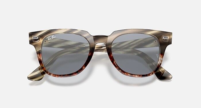 Sunglasses in METEOR STRIPED HAVANA and Brązowo-szare w  display picture 2