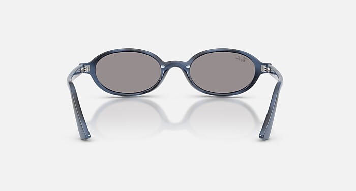 レイバン公式ストア】 Ray-Ban® KHAL BIO-BASED サングラス | ブルー