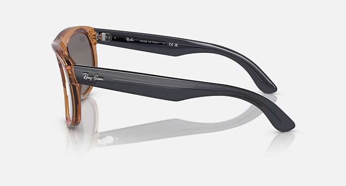 Ray-Ban Occhiali Da Sole Unisex Boyfriend Reverse - Montatura Blu Trasparente Lenti Blu 56-18