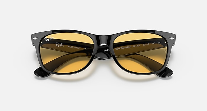 レイバン公式ストア】 Ray-Ban® NEW WAYFARER CLASSIC サングラス 