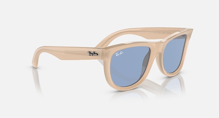 WAYFARER REVERSE Sunglasses in Opal Beige & Honey and Light