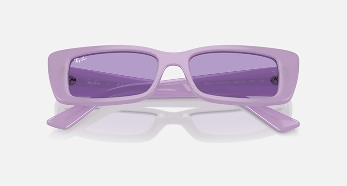 Ray Ban - Teri Bio-Based Lilac Rectangle Sunglasses with Purple Lenses Amazon.com: Ray-Ban RB4427 Kat Rectangular Sunglasses, Lilac  main image 3
