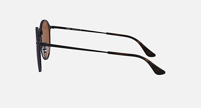 BLAZE ROUND Sunglasses in Black and Violet/Blue Mirror  display picture 1