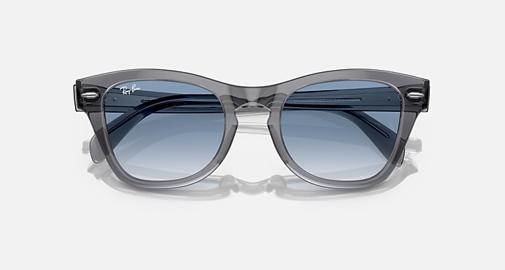 Ray-Ban 0RB0707S RB0707S Pulido Gris Traslúcido SUN_Closed Front