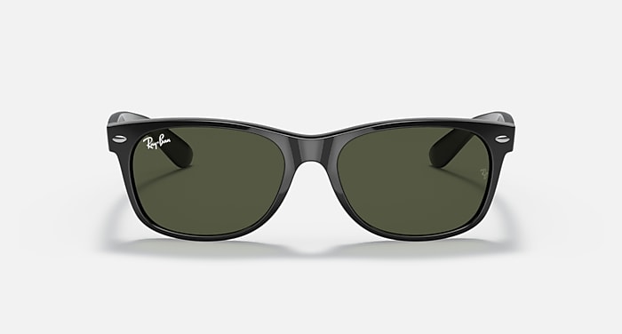 Ray-Ban Sunglasses New Wayfarer Classic Black Frame Green Lenses