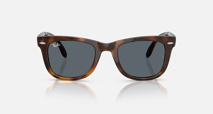 Check out the Wayfarer Folding Classic at ray-ban.com
