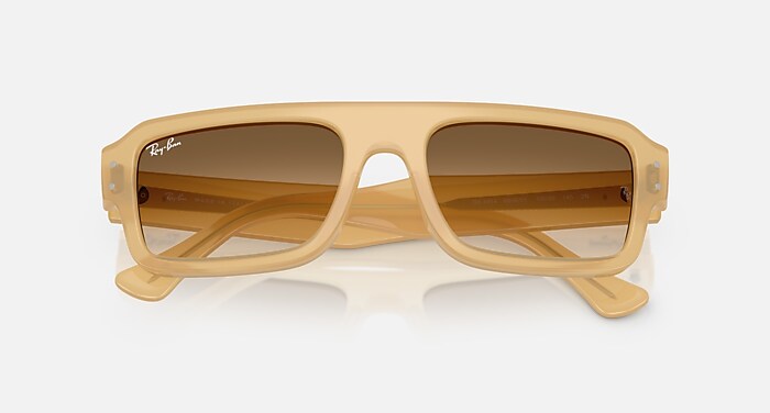 LUKAS BIO-BASED Sunglasses in Transparent Beige and Clear