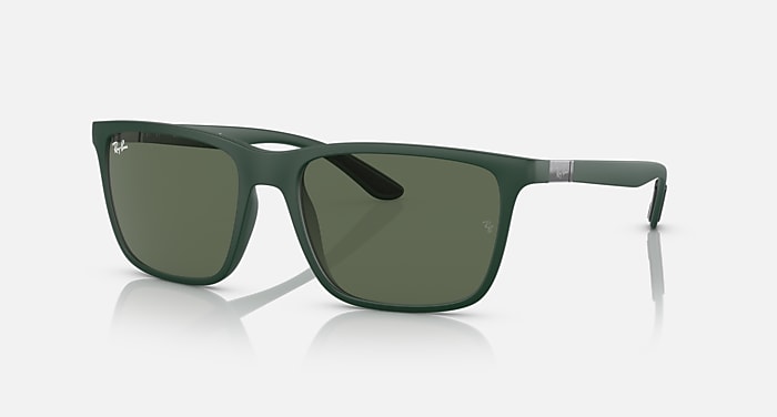 Les lunettes de soleil RB4385 en Vert et Vert foncé RB4385 Ray