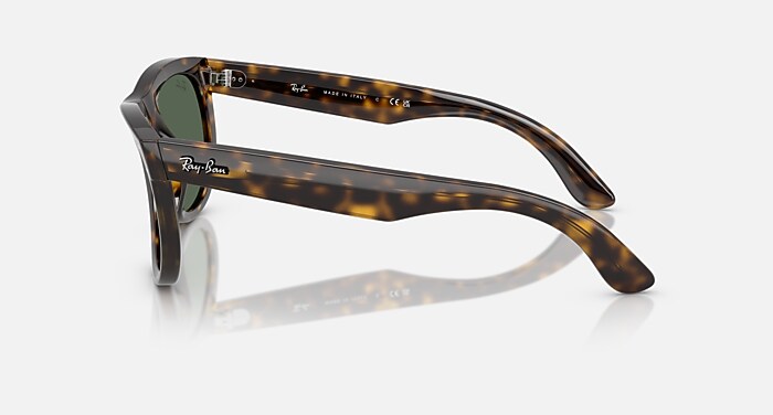 レイバン公式ストア】 Ray-Ban® WAYFARER REVERSE サングラス