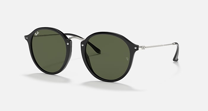 ROUND FLECK Sunglasses in Black and G-15 Green RB2447 Ray-Ban® IE