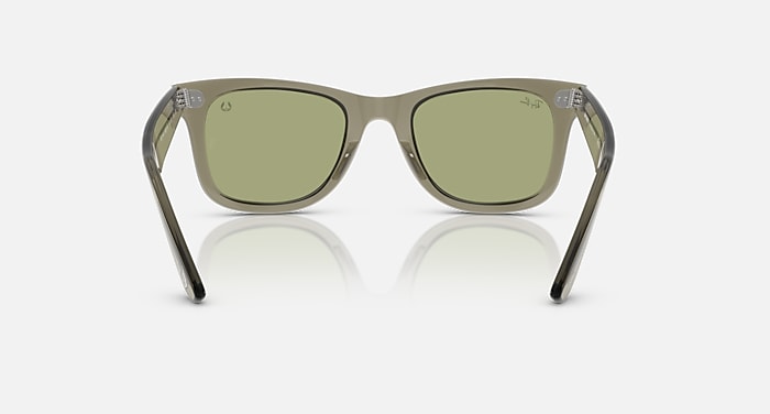 Ray-Ban Sunglasses Unisex Ray-Ban Star Wars – Master Yoda Wayfarer - Transparent Green Frame Green Lenses 50-22