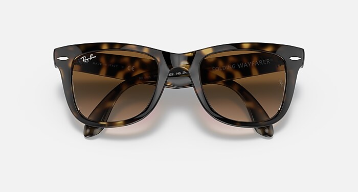 WAYFARER FOLDING CLASSIC Sunglasses in Light Havana and Light 