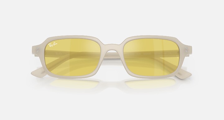 Ray-Ban Sunglasses Unisex Zuri Bio-based - Cloudy Warm White Frame Yellow Lenses 49-19