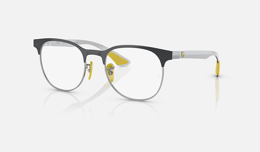 0RX8327VM__F080__P21__shad__qt  