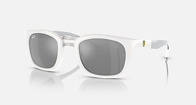 レイバン公式ストア】 Ray-Ban® RB8362M SCUDERIA FERRARI COLLECTION