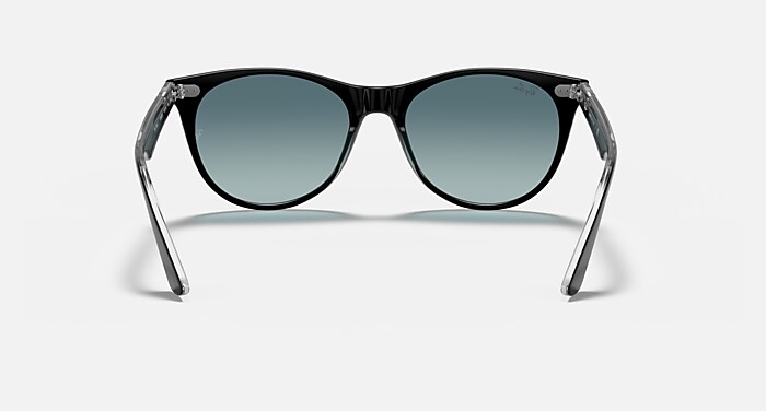 WAYFARER II CLASSIC Sunglasses in Black On Transparent and  display picture 3