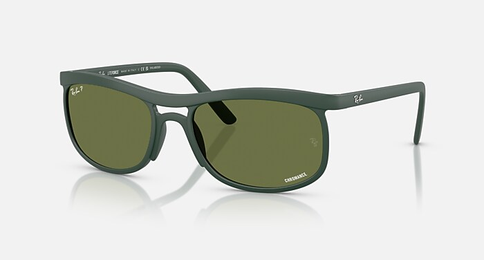 RB4216 Sunglasses in Black and Dark Green - RB4216 | Ray-Ban® US display picture 2