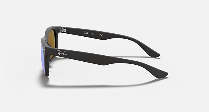 Ray-Ban Sunglasses Children New Wayfarer Kids - Black Frame Blue Lenses 47-15