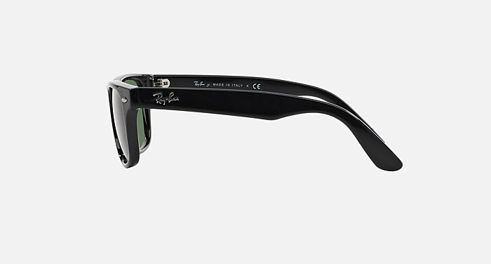 小物 Ray-Ban WAYFARER Black RB9035S KIDS Sunglasses in Black and Green - RB9035S | Ray-Ban®