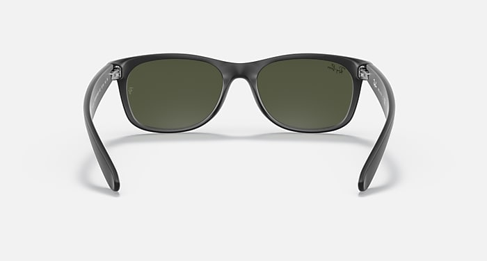 NEW WAYFARER MATTE RB2132F 622 55-18