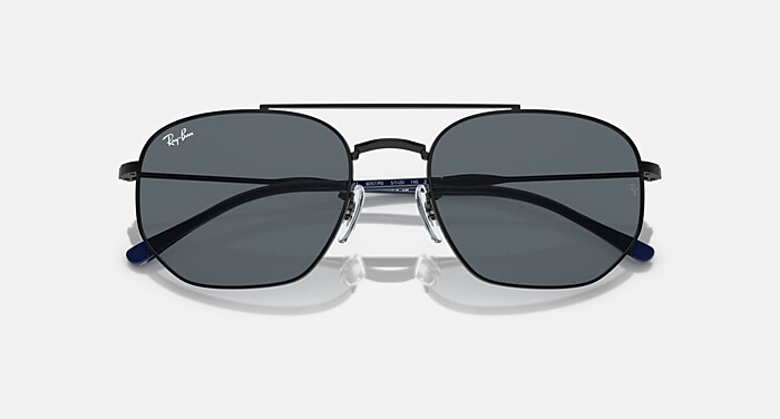 Ray Bans Sunglasses black with regular dark lens and durable metal frame Ray Ban New Wayfarer Classic Unisex Sunglasses RB2132 622  main image 4
