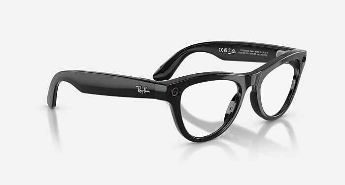 RAY-BAN | META SKYLER Sunglasses in Black and Clear/Amethyst