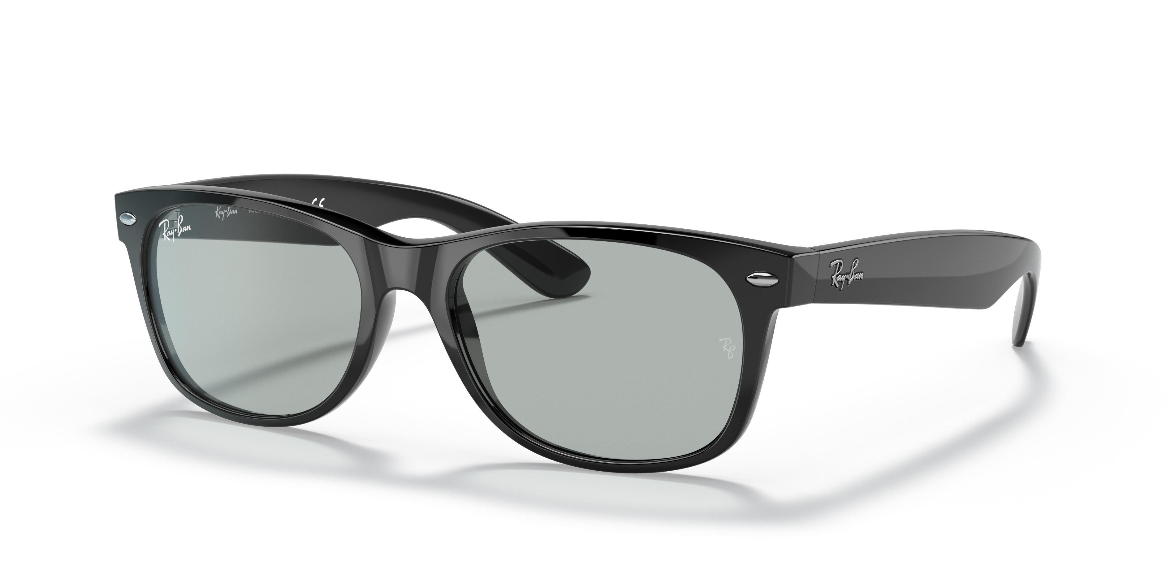 NEW WAYFARER CLASSIC Polished Black Frame Light Grey Lenses 55-18