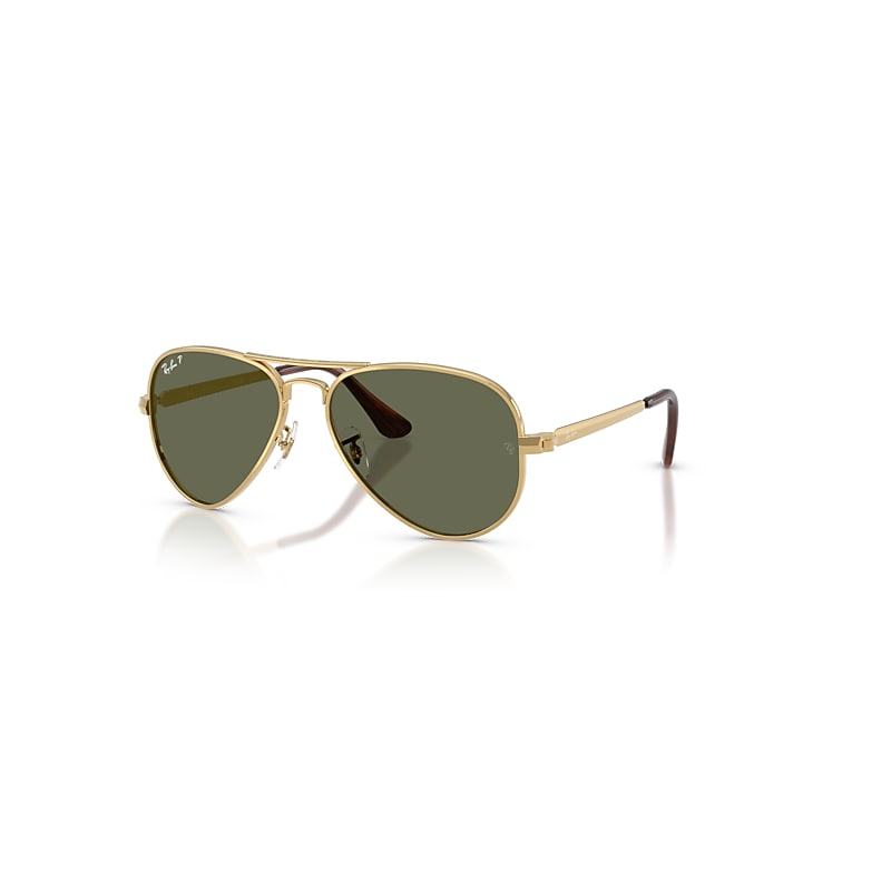 Óculos de Sol Ray-Ban estilo aviator.