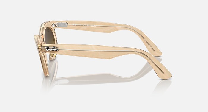 小物 Ray-Ban WAYFARER OVAL CHANGE TRANSITIONS WAYFARER OVAL CHANGE TRANSITIONS® Sunglasses in Photo Waves