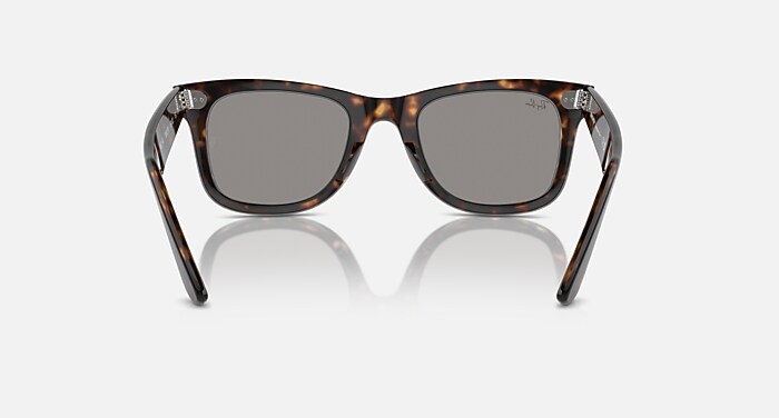 NEW - Ray-Ban RB2140 Wayfarer Sunglasses Havana/Grey Lens 50-22 mm - Unisex Ray-Ban RB2140 Wayfarer 6773R5 Square Transparent Grey  main image 4