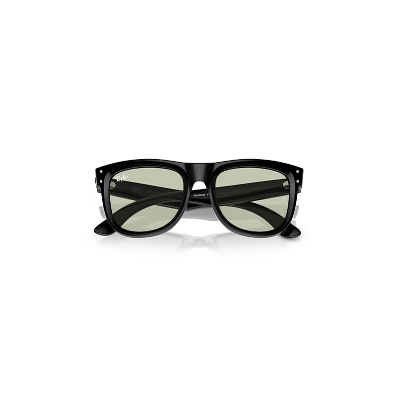 Ray-Ban Wayfarer Reverse Sunglasses Black Frame Green Lenses 53-20