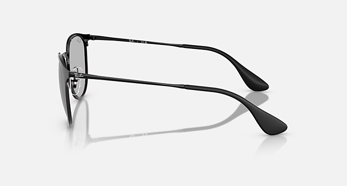 レイバン公式ストア】 Ray-Ban® ERIKA METAL サングラス | ブラック X 