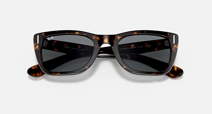 RayBan サングラス　CARIBBEAN CLUBMASTER SQUARE LEGEND GOLD Sunglasses in Black and G-15