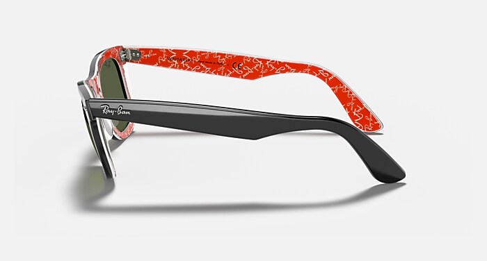 ORIGINAL WAYFARER RARE PRINTS Sunglasses in Black On Red and  display picture 1
