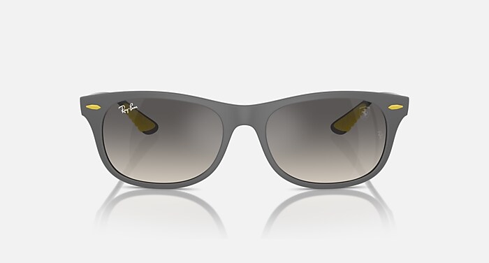 RB4607M SCUDERIA FERRARI COLLECTION Sunglasses in Grey and