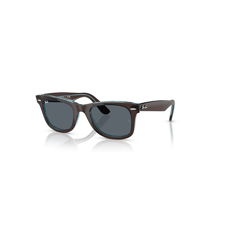 Óculos de Sol Ray-Ban linha classic.