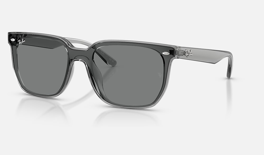 RayBan レイバン　サングラス　グレー　ブラック　8013 レイバン公式ストア】 Ray-Ban® RB4418D サングラス | ブラック上に