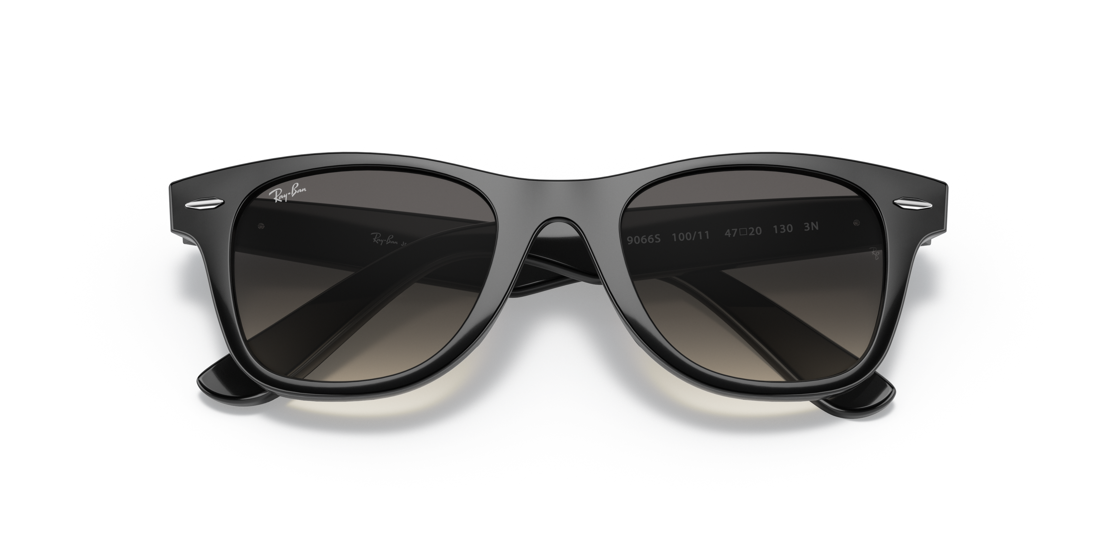 小物 Ray-Ban RB4348D Youngster Essential WAYFARER KIDS Sunglasses in Black and Light Grey/Dark Grey