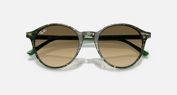 Ray-Ban Women\'s TRANSPERENT LIGHT GREEN Round Sunglasses with Gradient Lenses Sunglasses Ray-Ban Round Reverse RBR0103S 001/CB 55-21  main image 4