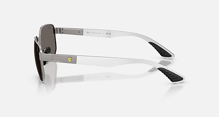 レイバン公式ストア】 Ray-Ban® RB8329M SCUDERIA FERARRI COLLECTION
