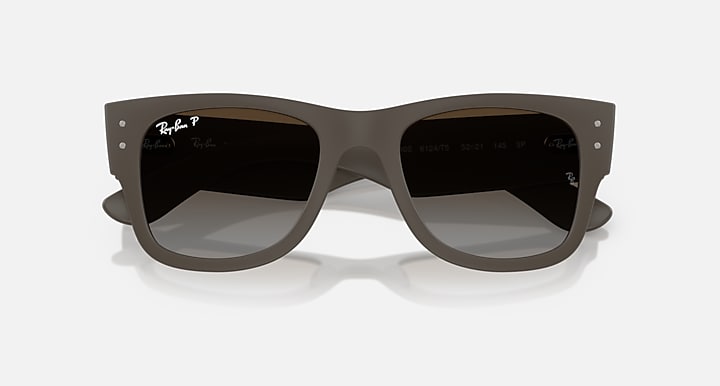 Ray-Ban Sunglasses Unisex Mega Wayfarer Liteforce - Sand Brown Frame Brown Lenses 52-21 Polarized