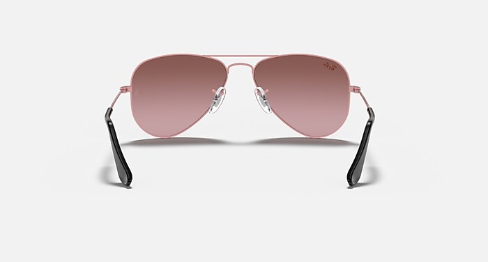 AVIATOR KIDS Sunglasses in Pink and Pink - RB9506S | Ray-Ban® US display picture 3