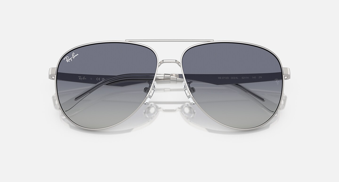 Descubre el modelo Rb3712d en ray-ban.com