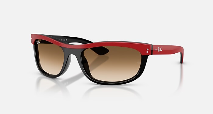 クリアフレーム ラップアラウンドサングラス　100% クリアフレーム ラップアラウンドサングラス 100% クリア