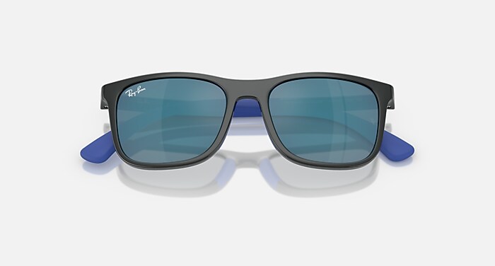 ウヨン　Blu-ray RB9080S KIDS BIO-BASED Sunglasses in Transparent Violet and