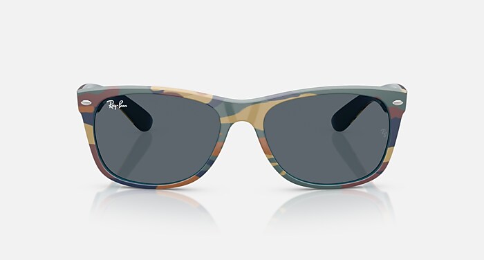 小物 Ray-Ban RB 2132-F NEW WAYFARER NEW WAYFARER CLASSIC Sunglasses in Blue & Blue Camuflage and