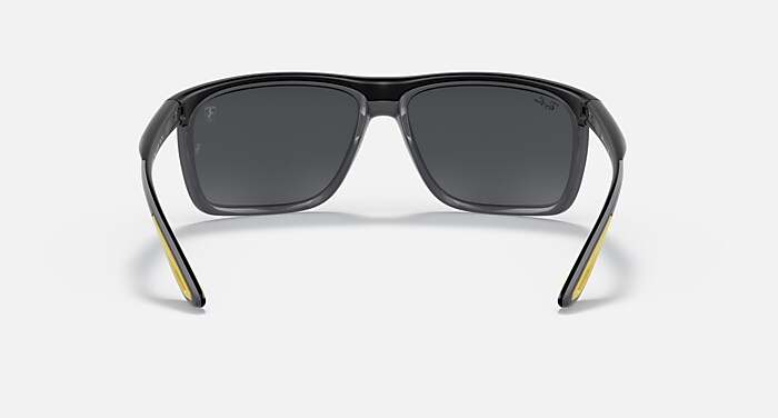 レイバン公式ストア】 Ray-Ban® RB4363M SCUDERIA FERRARI COLLECTION