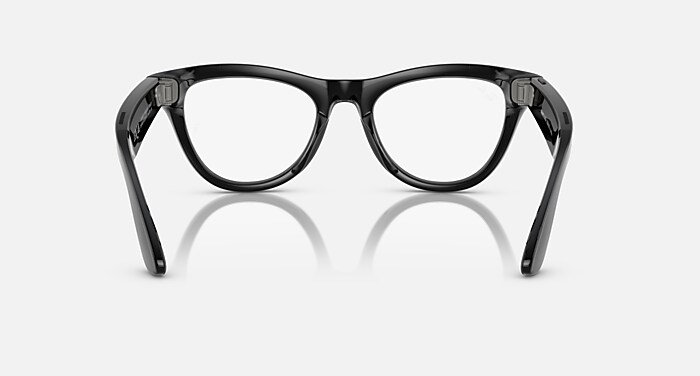 RAY-BAN | META SKYLER Sunglasses in Black and Clear/Cerulean